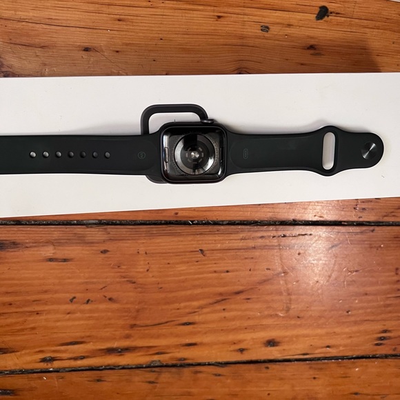 Apple Watch - Picture 2 of 5